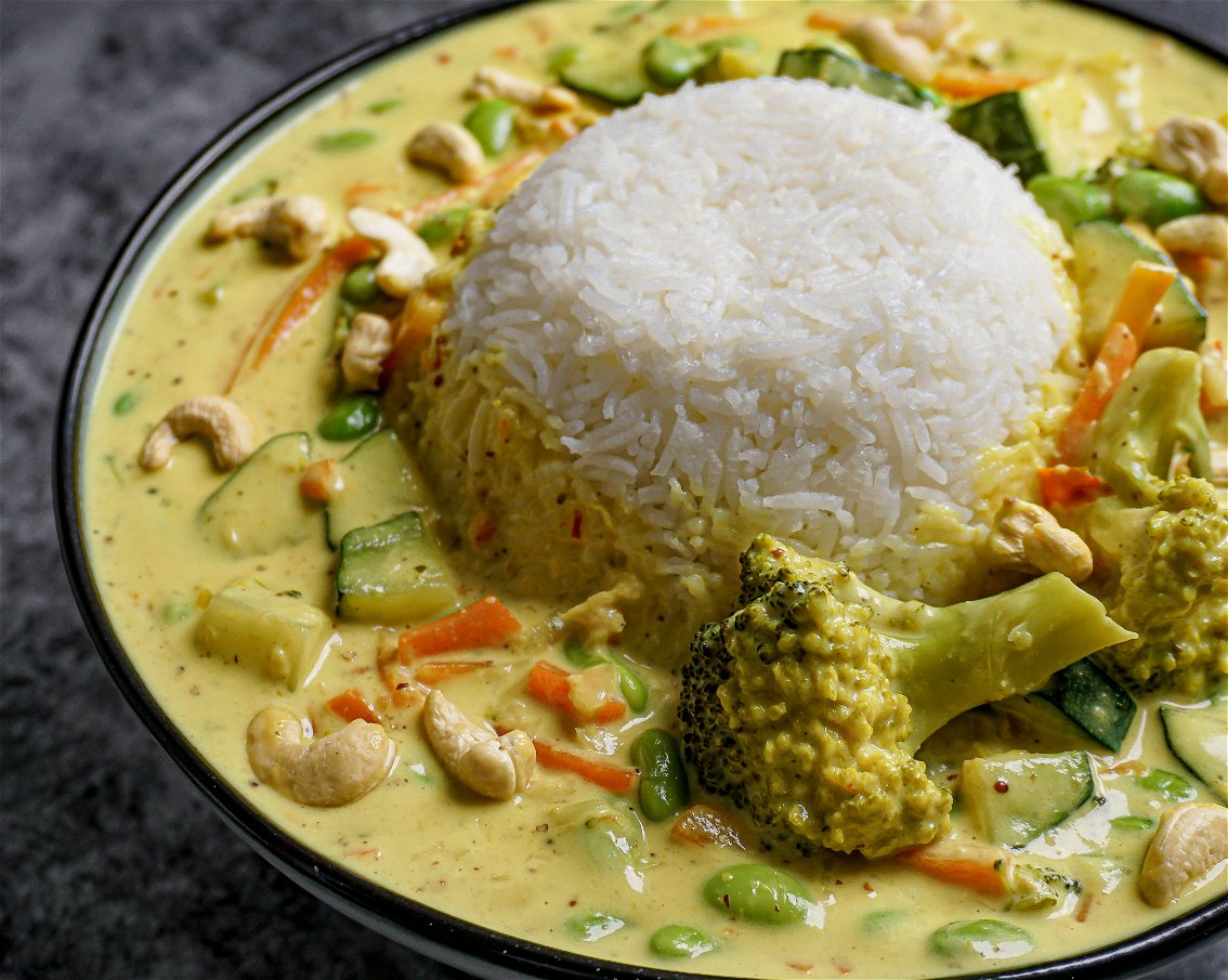 Rezept für Veganes Gelbes Gemüse Curry mit Basmati Reis